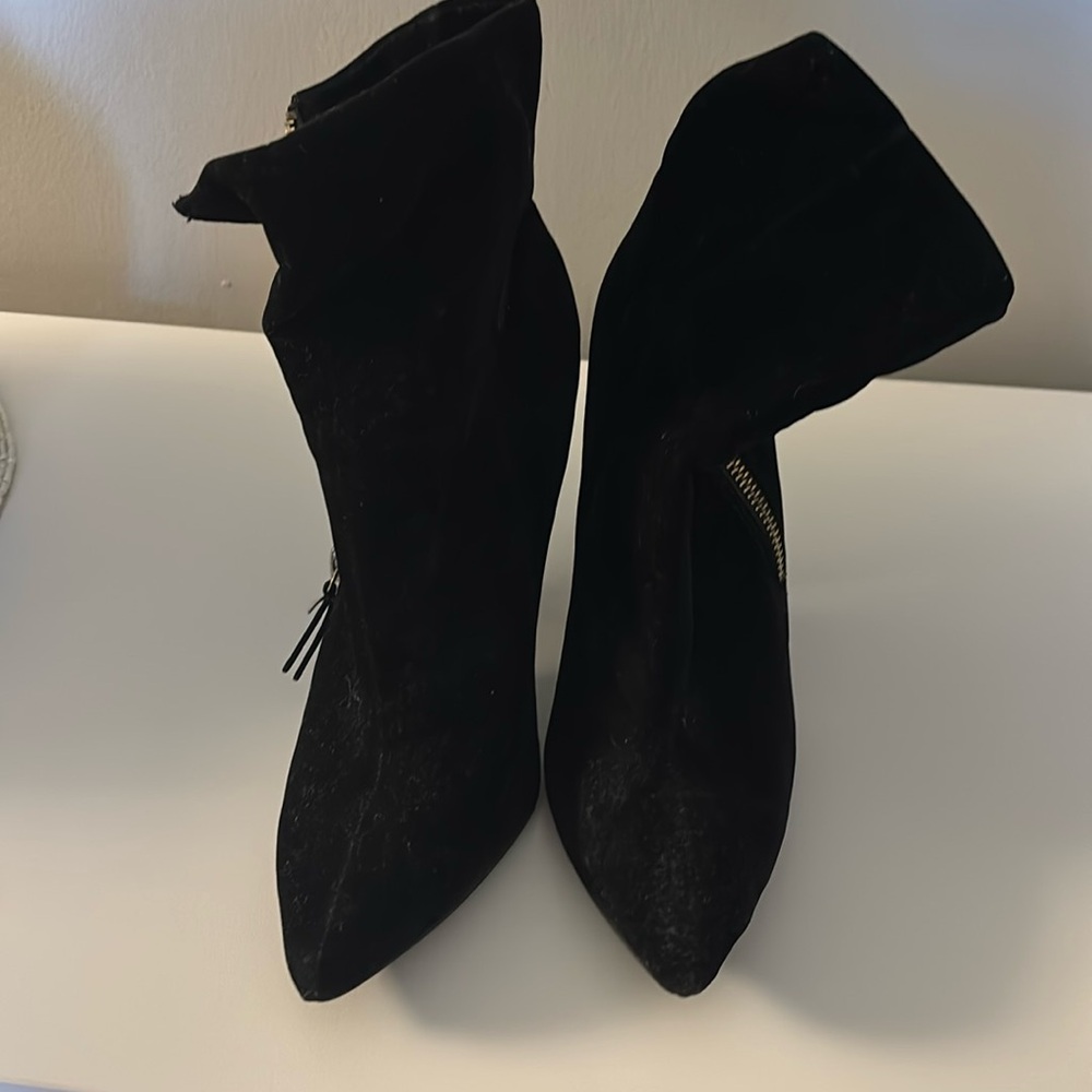 Suede boots